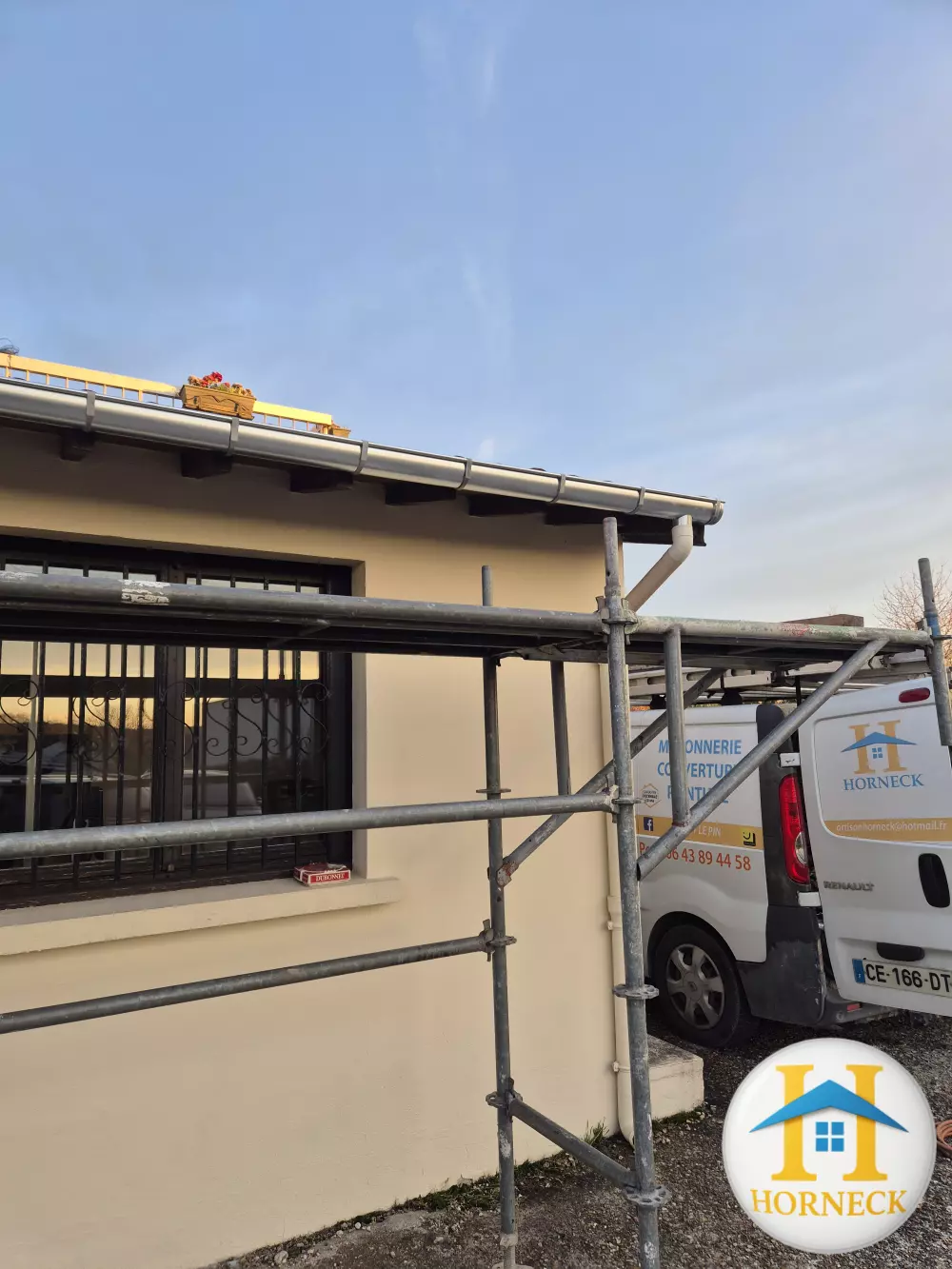 Remplacement gouttière zinc/courtry